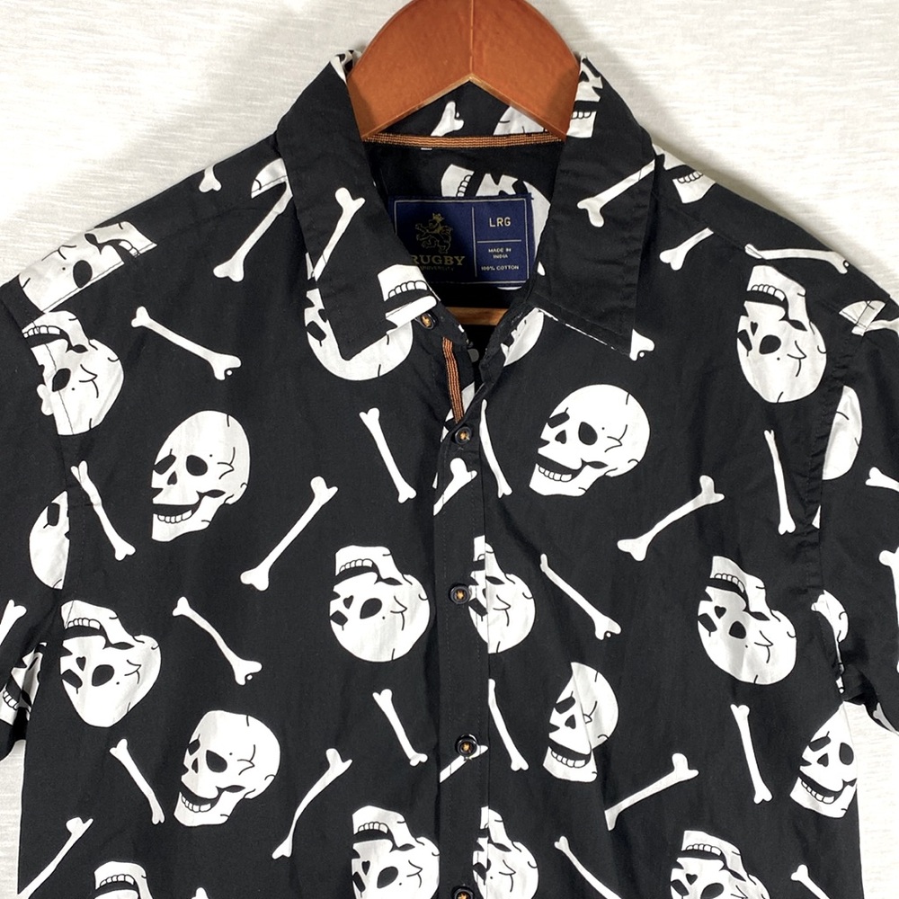 Rugby‎ University Men's Large Black Skull Bones Print Short Sleeve Shirt NWOT